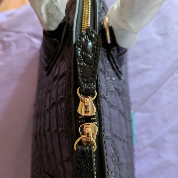 New Women's Black Crocodile-Embossed Leather Handbag - Picture 8 of 13